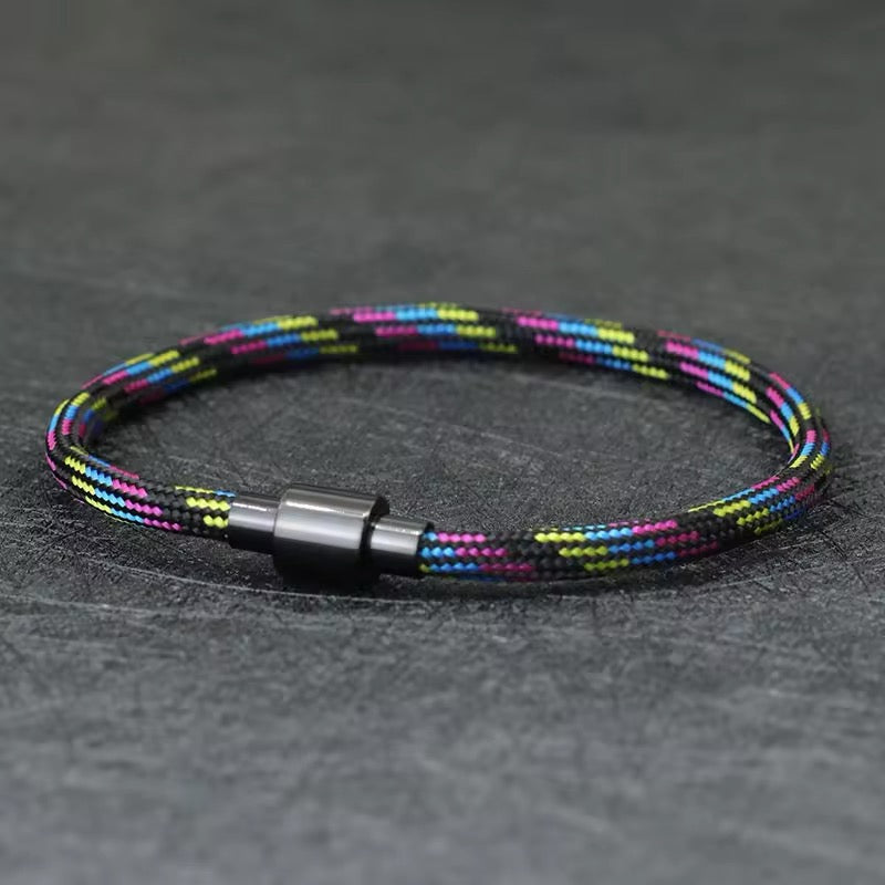 Stijlvolle Herenarmband: RVS Magnetische Gesp met 4mm Bohemian Paracord