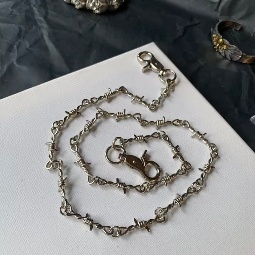 Punk Prikkeldraad Tailleketting – Stoer & Uniek Statement!