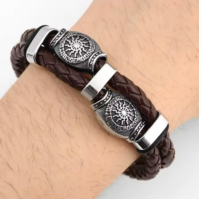 Trendy Meerlaags Leren Armband met Nordic Runes | Odin's Lucky Bead - Stoer & Mystiek!