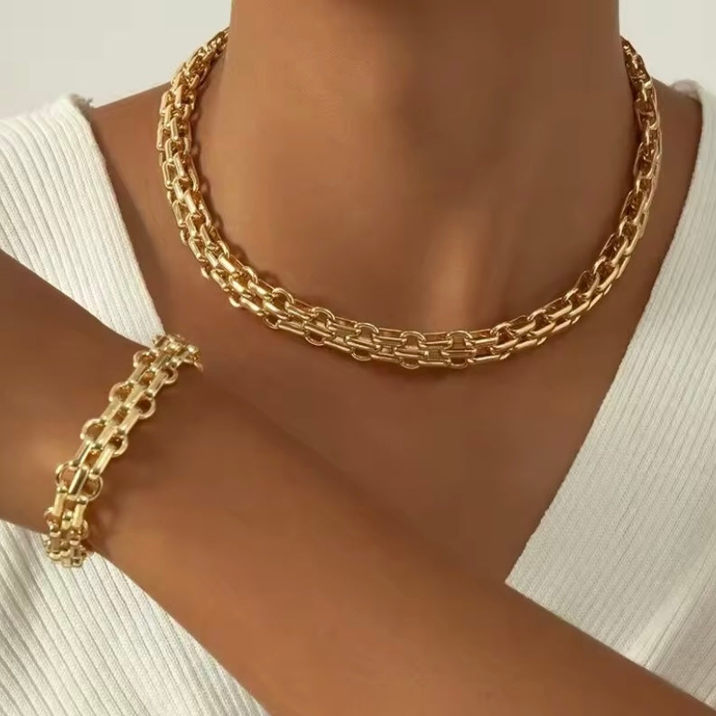 🛍️ 🛍️ Exclusieve 7-delige Dames Sieradenset – Kettingen, Armband & Gratis Oorbellen