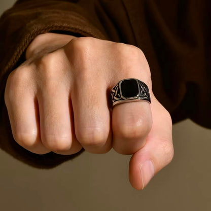 Retro Viking Ring voor Mannen, Punk Etnische Signet Ring met Zwarte Geometrische Steen - Vintage Rune Knoop Sieraad